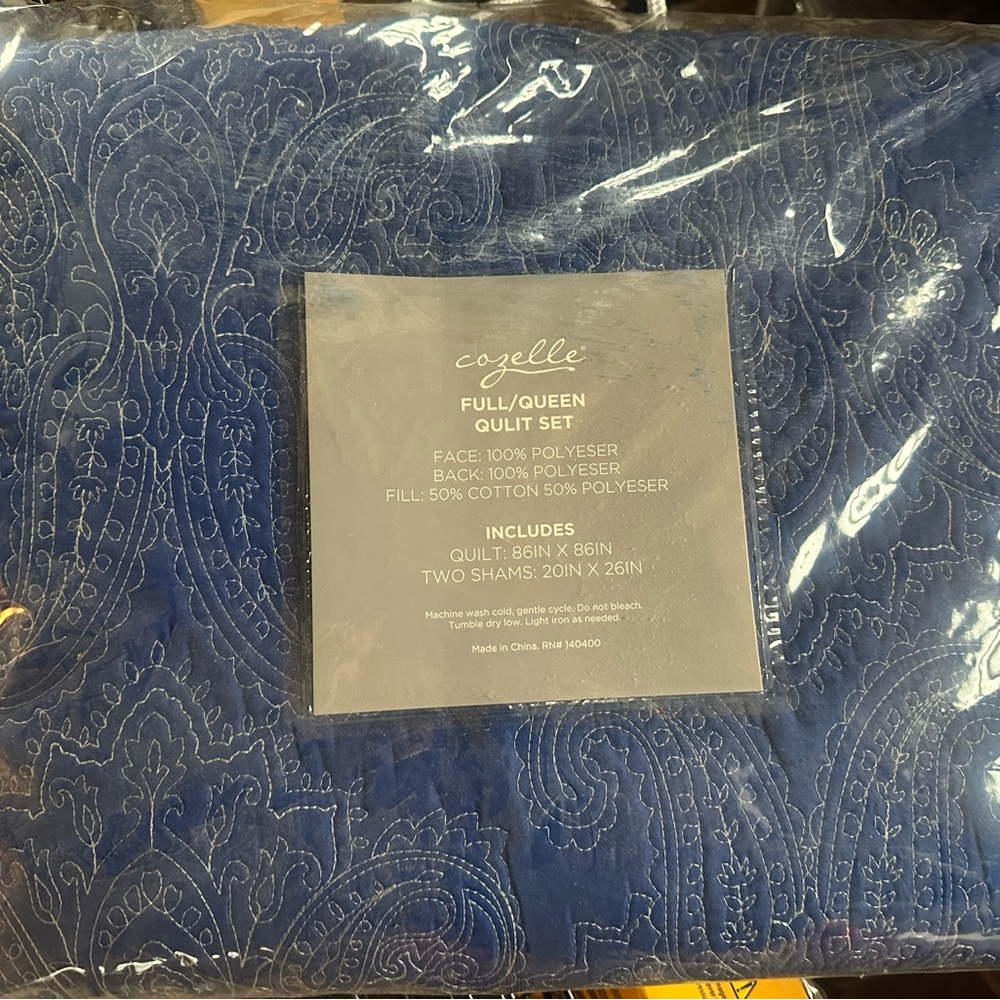Cogelle Blue Quilt Set